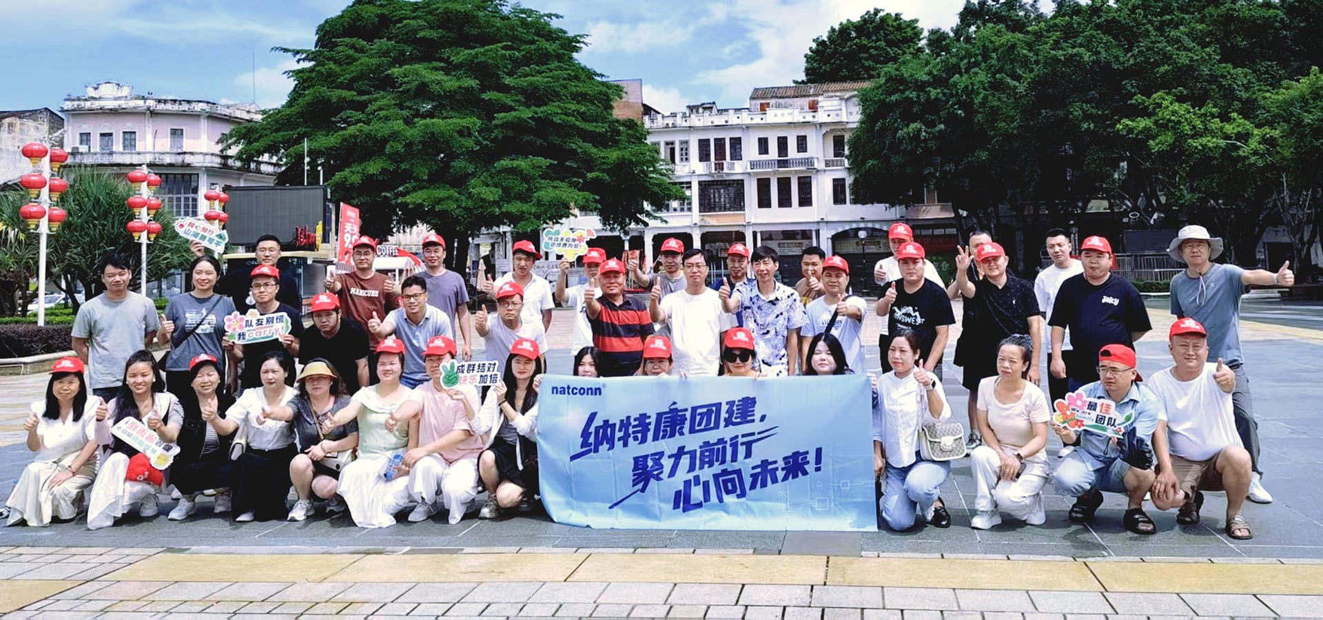 slider image slider_item_wexBke